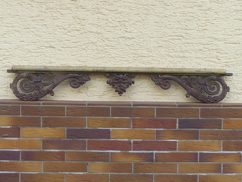 Antikes fensterfries gusseisen - fensterfries,